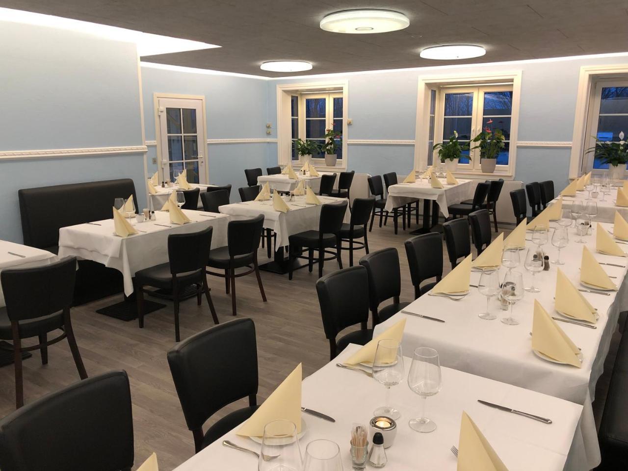 Hotel Aulum Kro Avlum Bagian luar foto